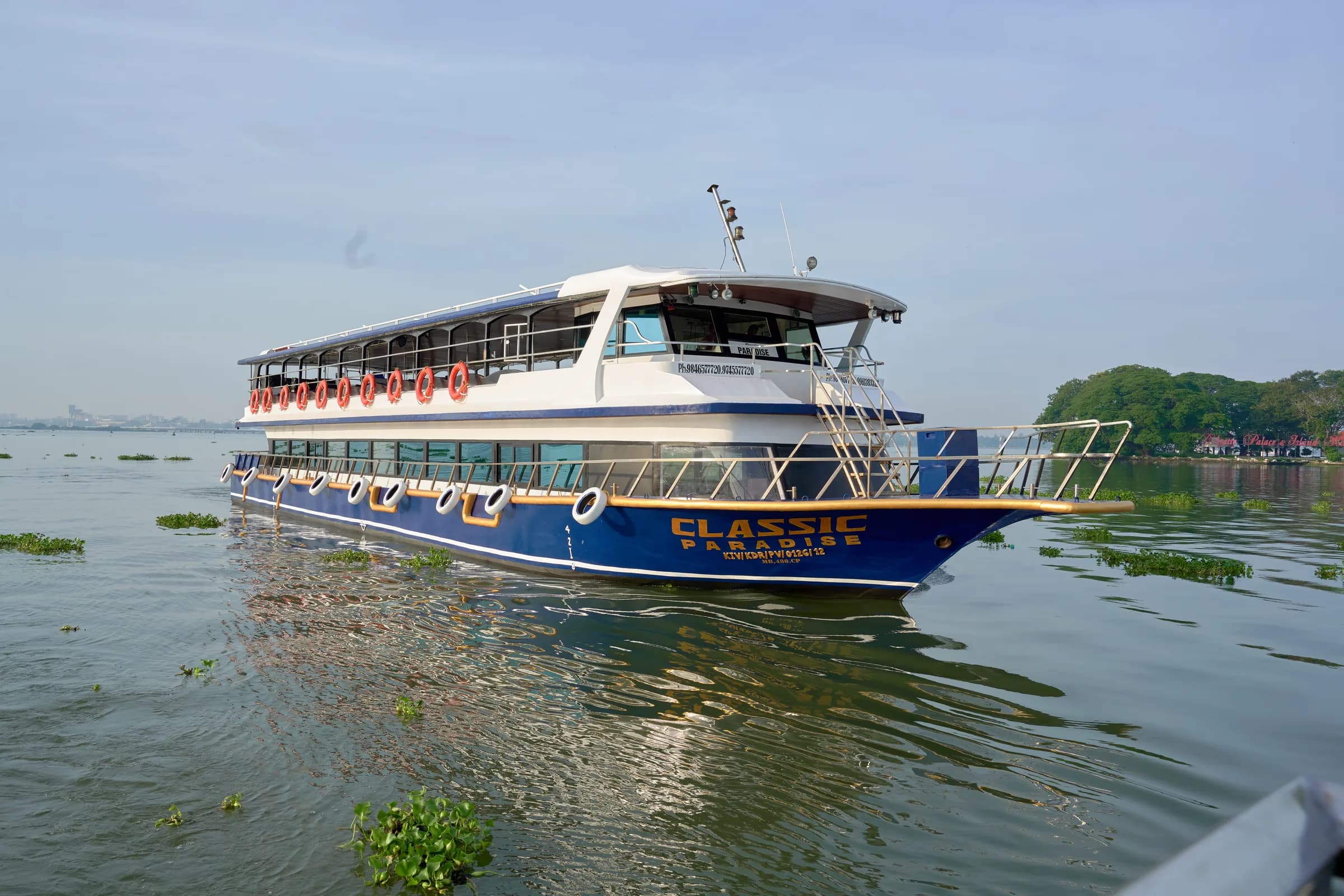 Engagement cruise options in Kochi